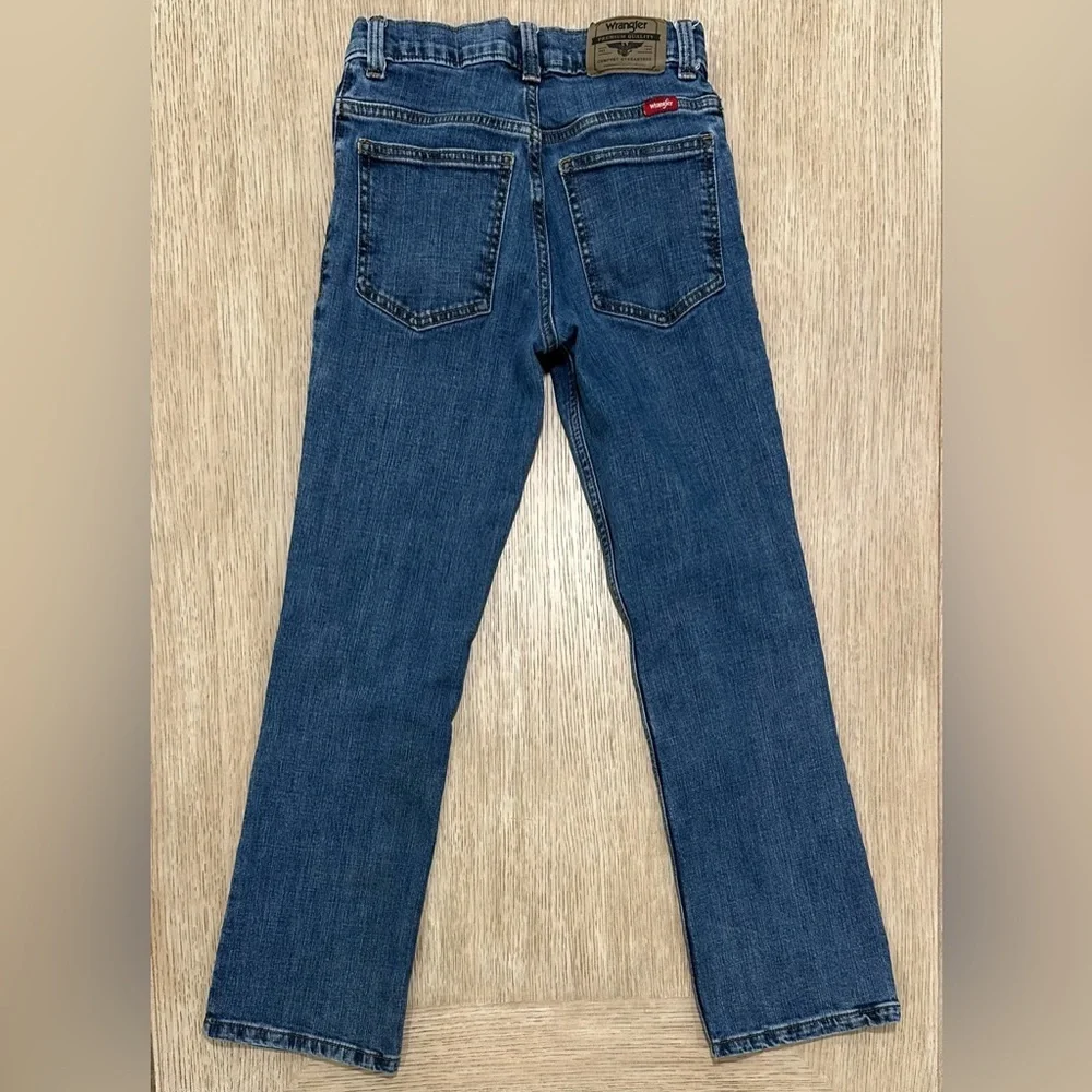 Wrangler Kids Straight-Leg Jeans in Dark Blue Wash Classic Boot (14 Slim).